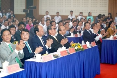Thủ tướng và nhiều lãnh đạo Chính phủ đang dự Hội nghị xúc tiến đầu tư vào Kiên Giang